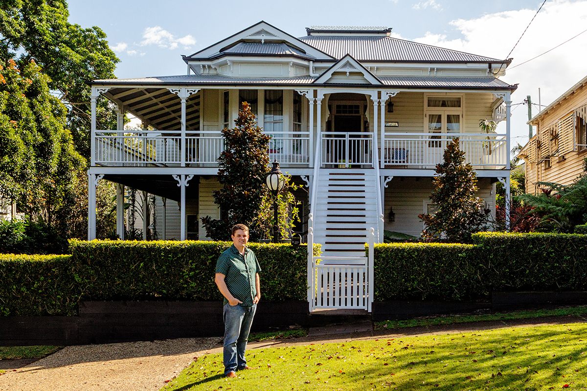 Tim Allen of IPS Buyer’s Agents outside a Queenslander home