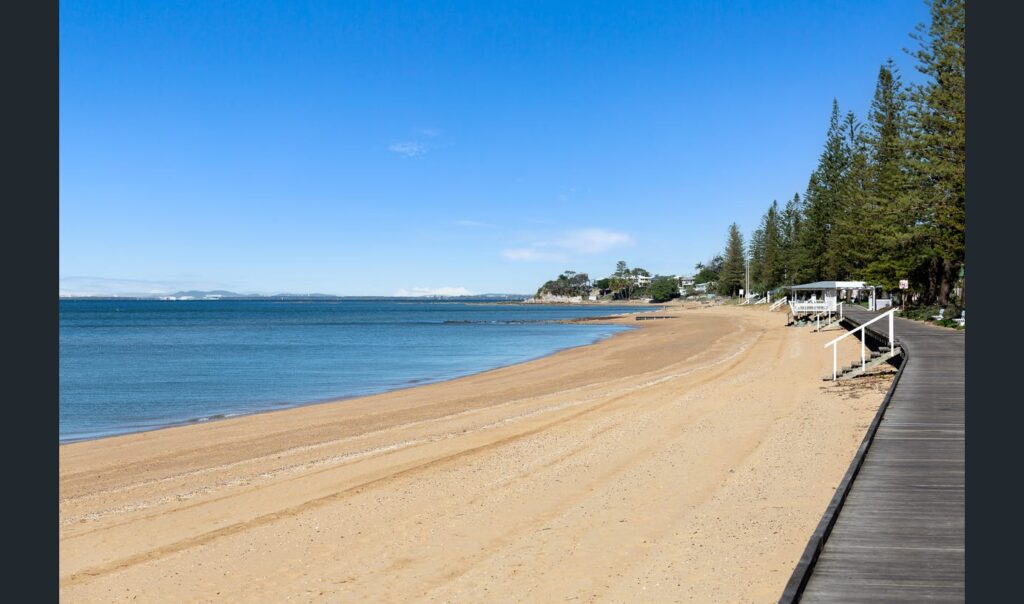 Moreton_Bay_Margate_Beach