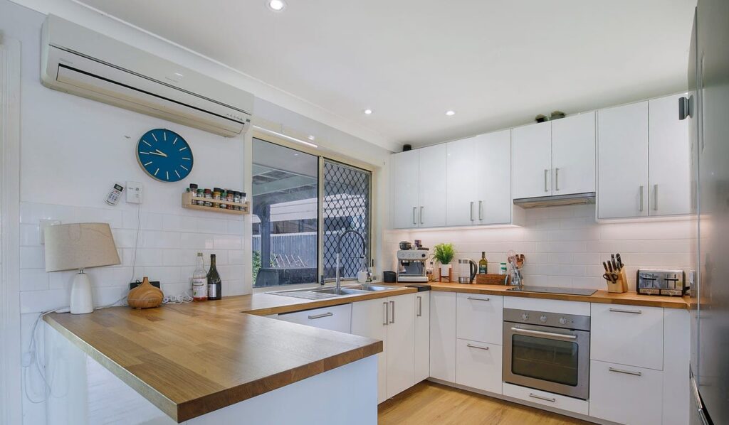 Lawnton $425k Lawnton $425k
